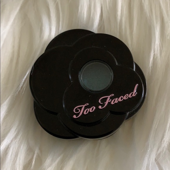 Too Faced Exotic “Cop A Teal” Intense Eyeshadow - Picture 1 of 4